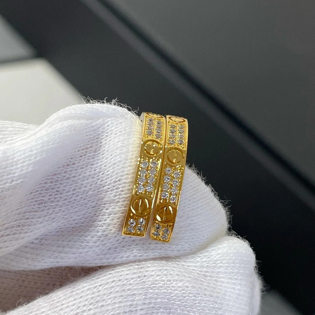 [Renovia Jewelry]LOVE EARRINGS 3.6MM DIAMOND PAVED