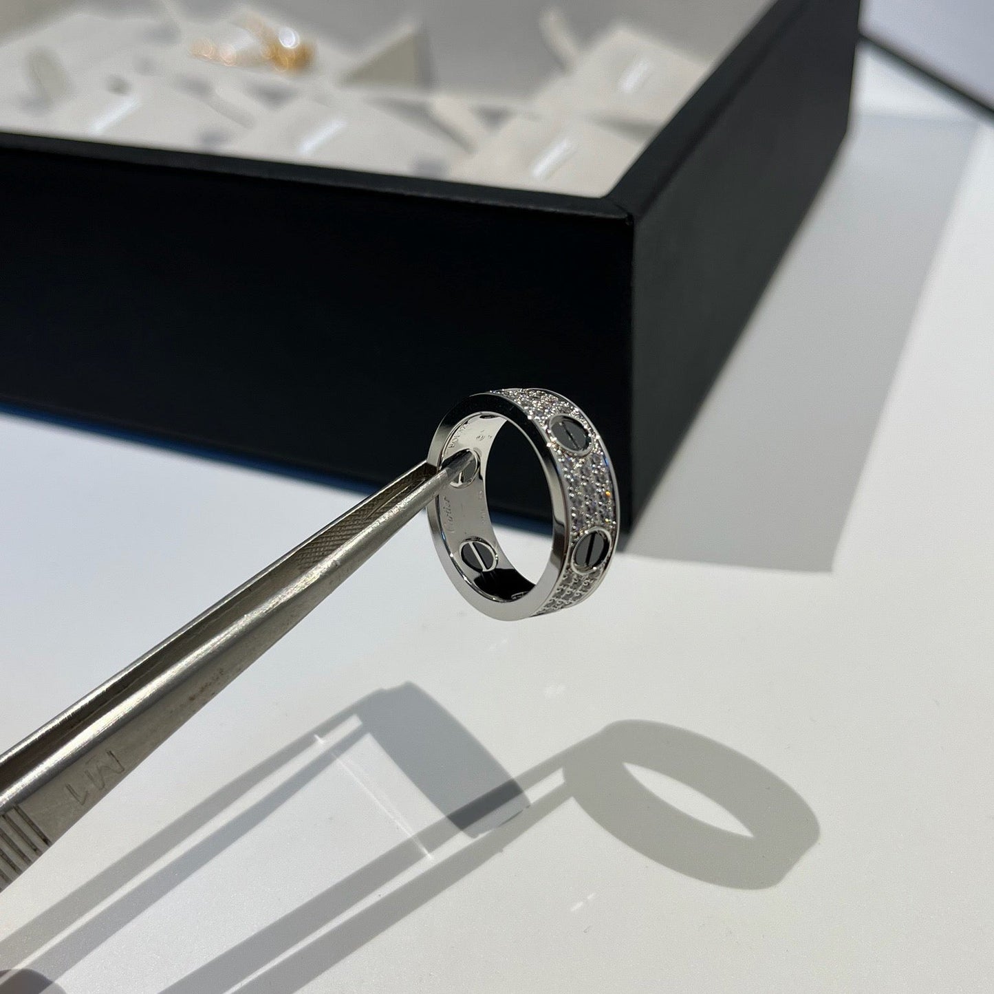 [Renovia Jewelry]LOVE RING 5.5MM DIAMONDS PAVED CERAMIC