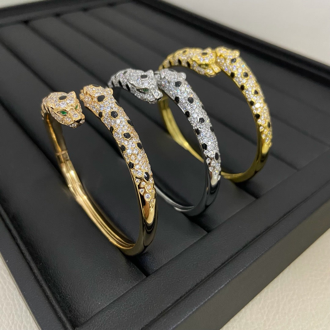 [Renovia Jewelry]PANTHERE DOUBLE HEADED HALF DIAMOND OPEN BRACELET